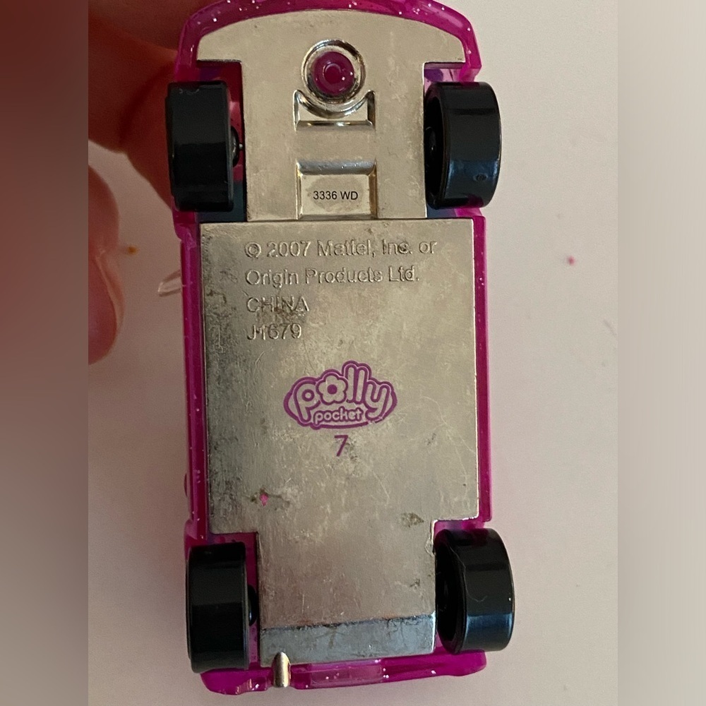 2007 Polly Pocket Wheels pink Mini Car w/mini 1.5” Polly doll Driving - Picture 6 of 16